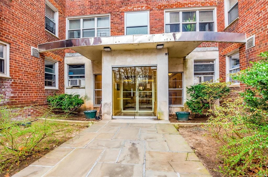 1234 Midland Avenue - Photo 1