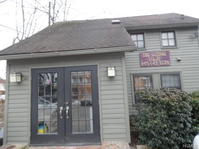 42 Main Street - Photo 1