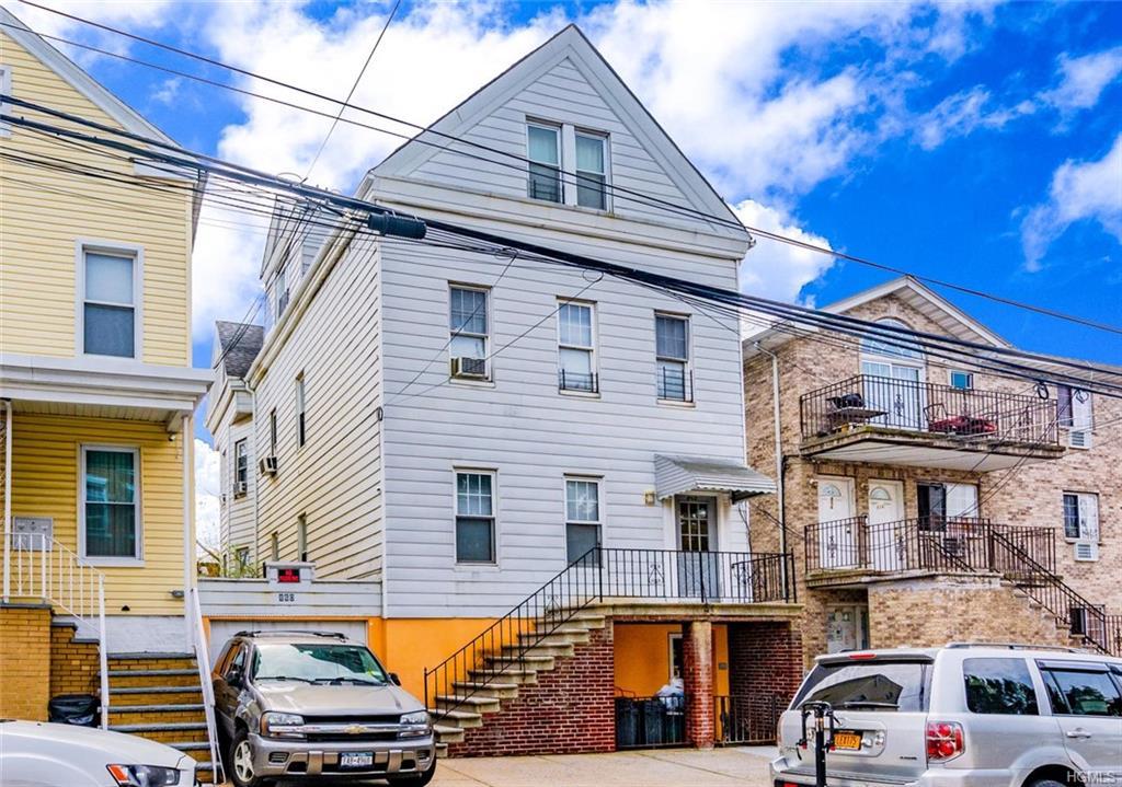 860 Van Nest Avenue - Photo 1