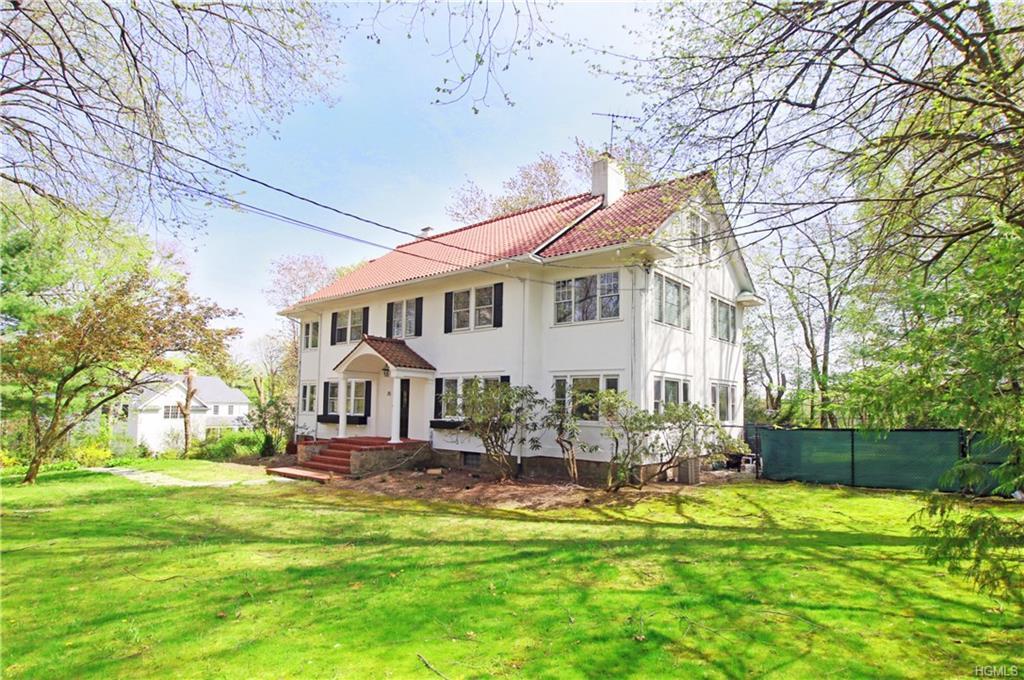 25 Hutchinson Avenue - Photo 1