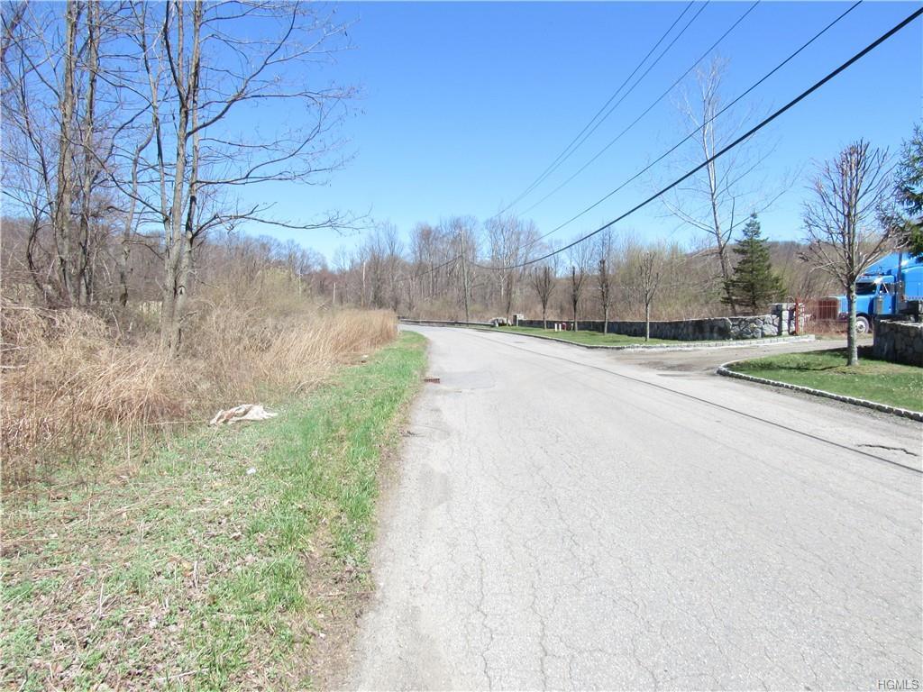 40 Commerce Drive - Photo 1