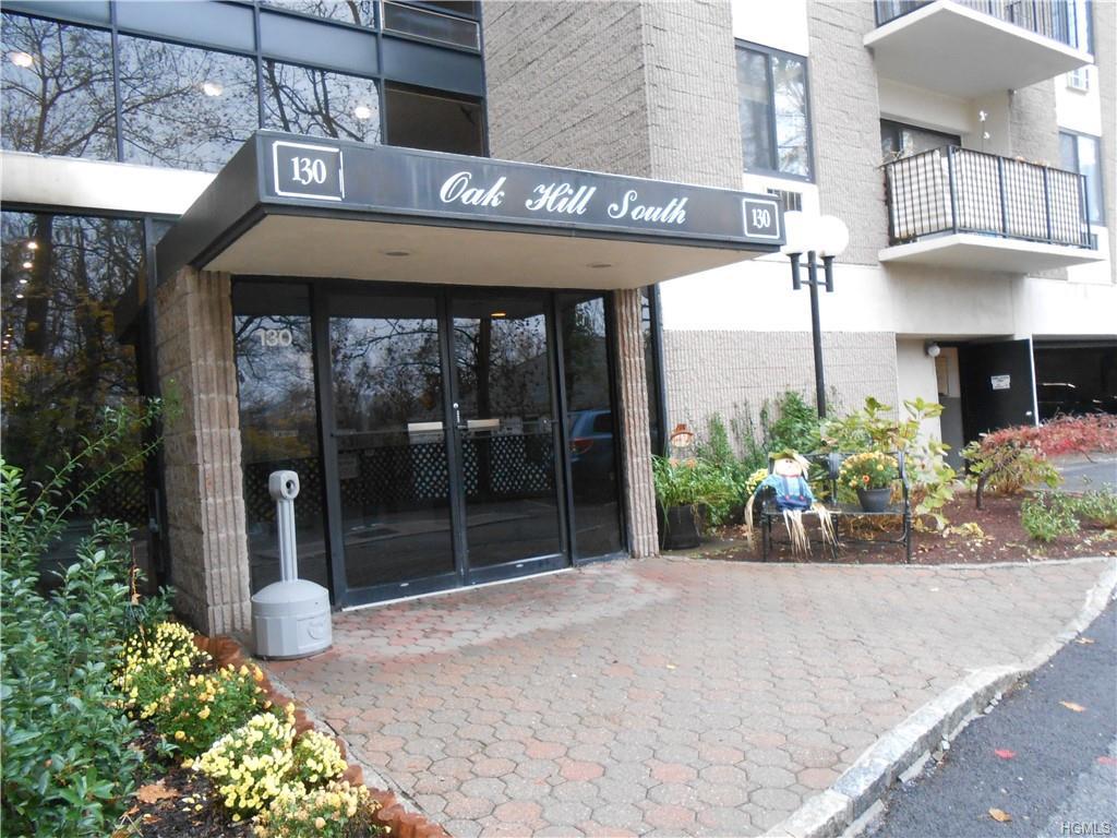 130 Colonial Parkway - Photo 1