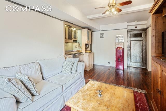 45 Tudor City - Photo 1