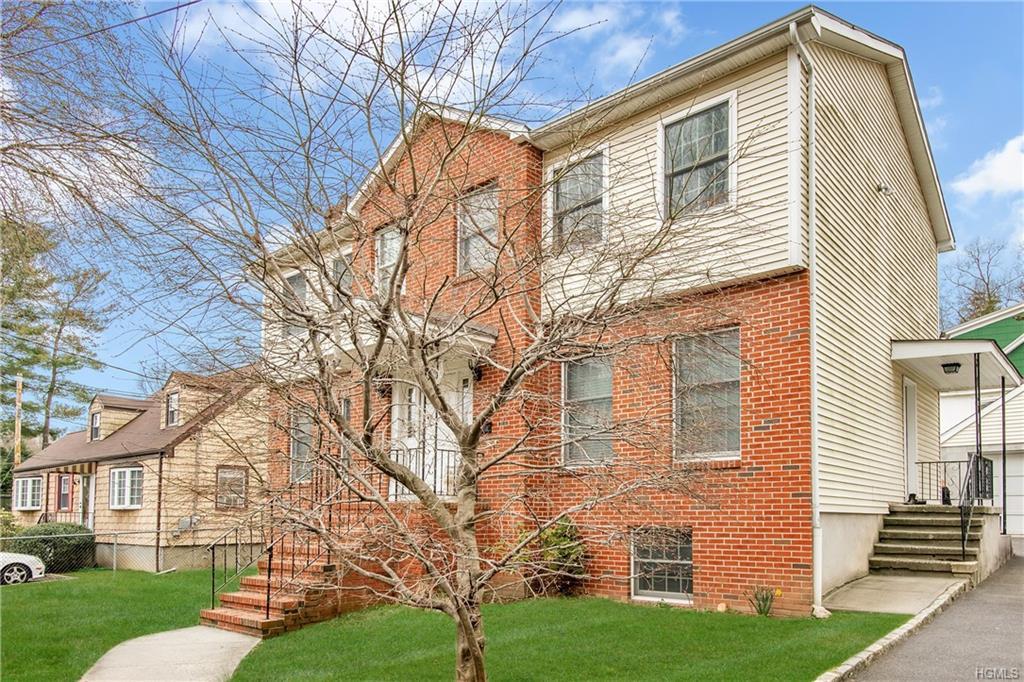 31 Stanley Avenue - Photo 1