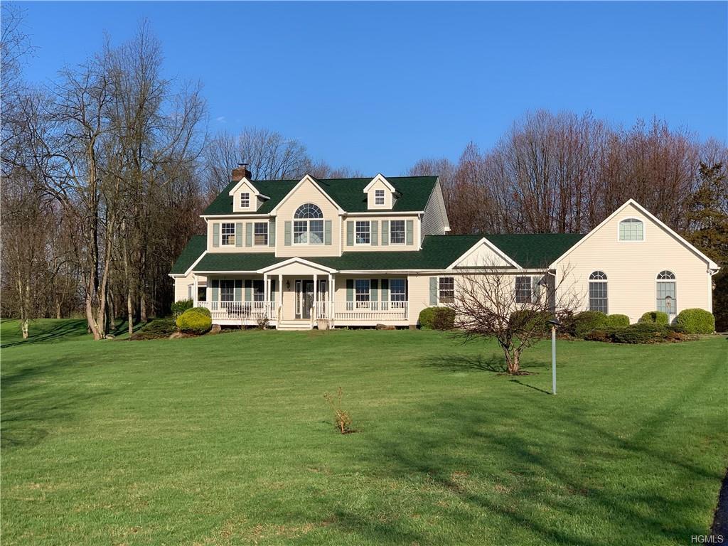 28 Noelle Drive - Photo 1