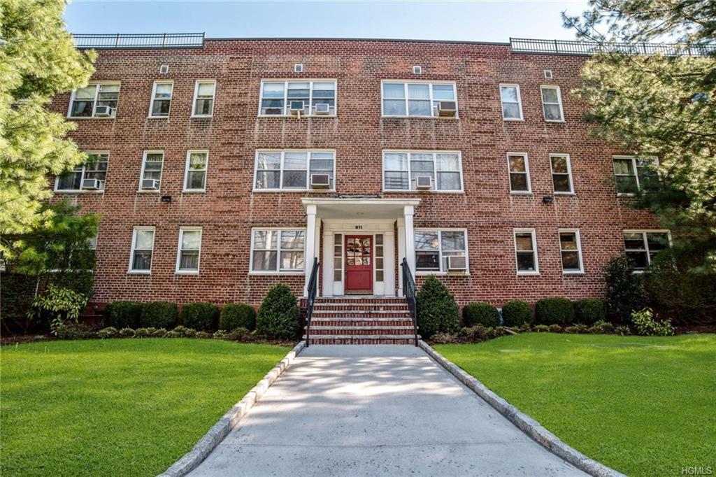 811 Palmer Road - Photo 1