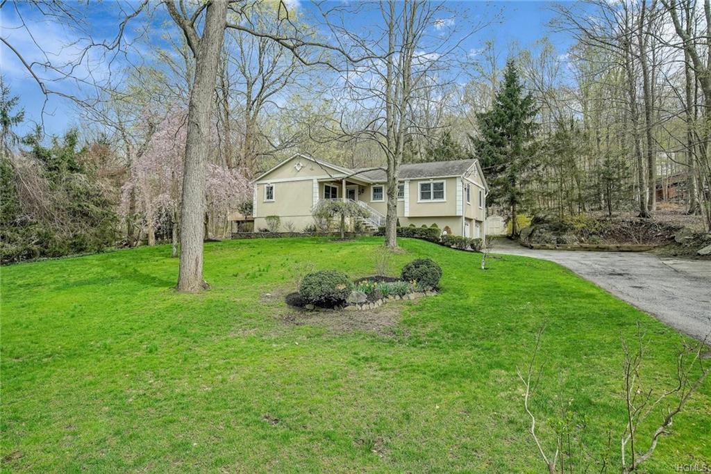 662 Oscawana Lake Road - Photo 1