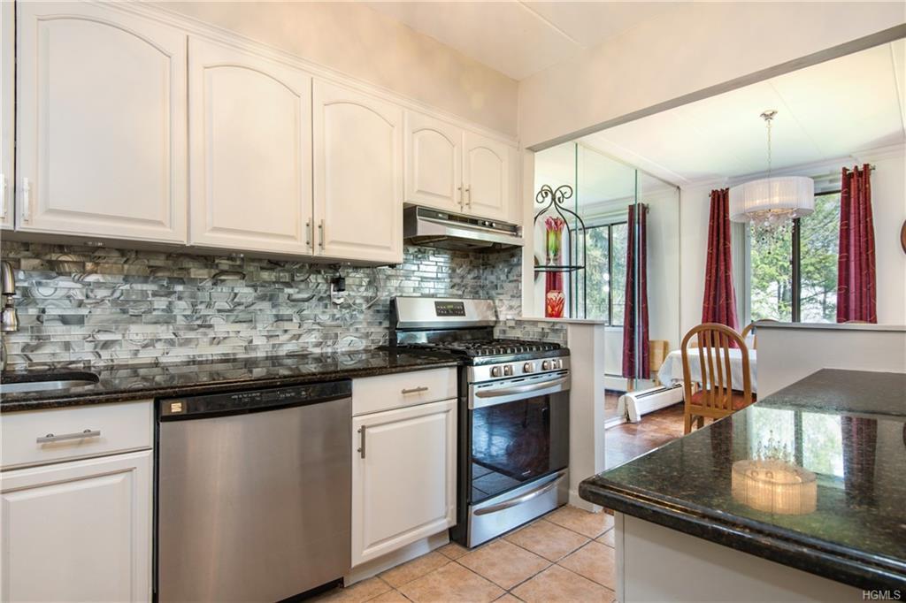 1101 Midland Avenue - Photo 1