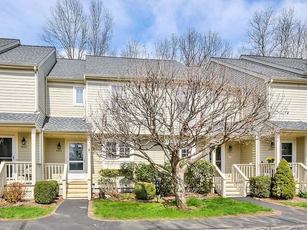4002 Buttonwood Lane - Photo 1