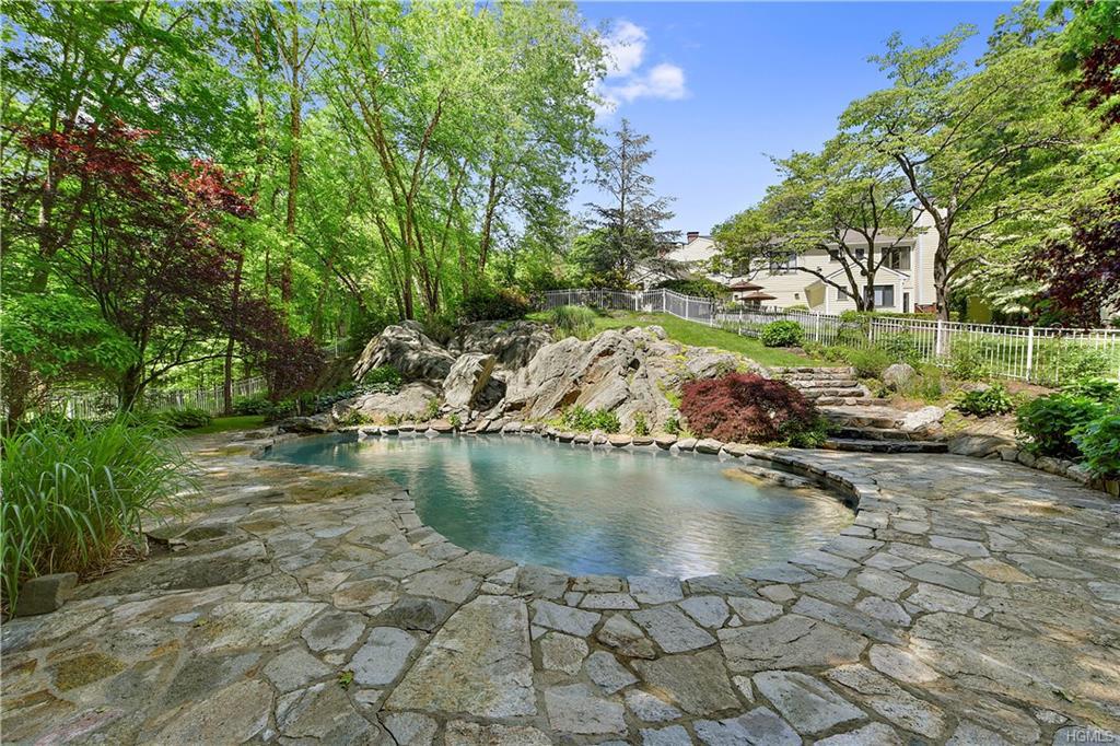 280 Sarles Street - Photo 1