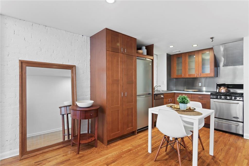 43 10th Street - Photo 1