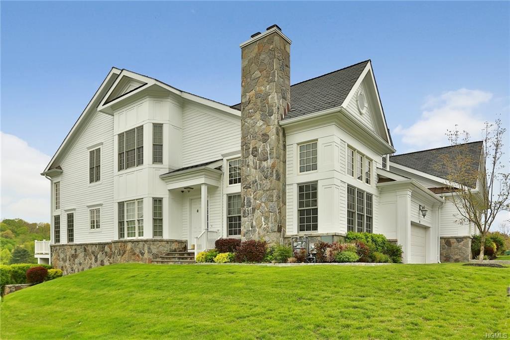 18 Shadow Tree Lane - Photo 1