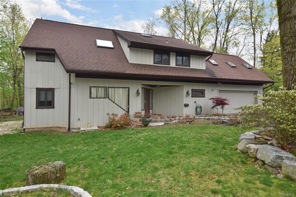 48 Western Drive - Photo 1