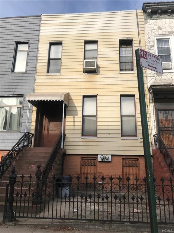 1071 Halsey Street - Photo 1