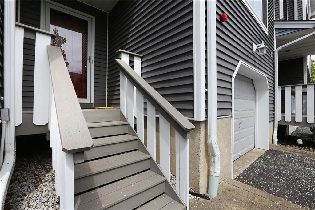 6 Eagle Ridge Way - Photo 1