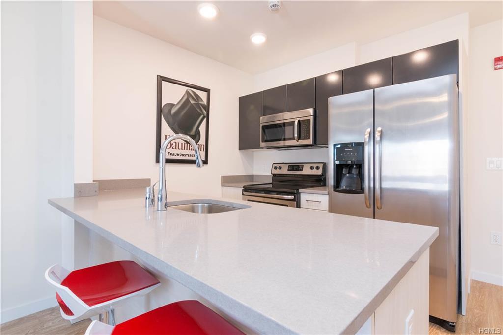 120 Pearl Street - Photo 1