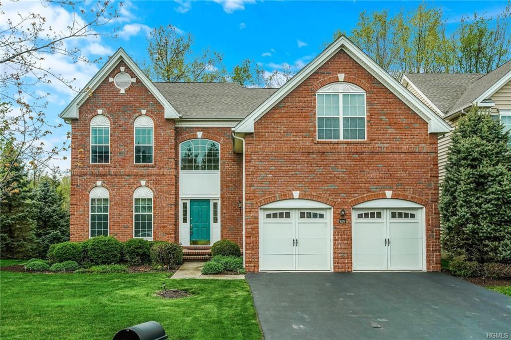 609 Creekside Lane - Photo 1