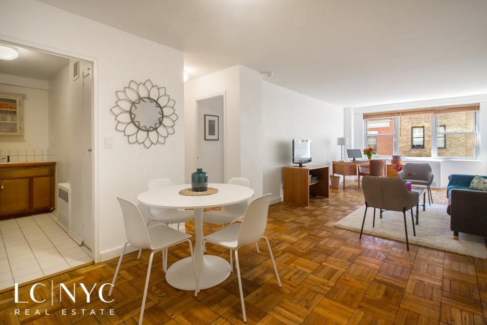 301 22nd Street - Photo 1
