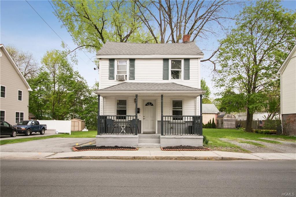156 Verplanck Avenue - Photo 1