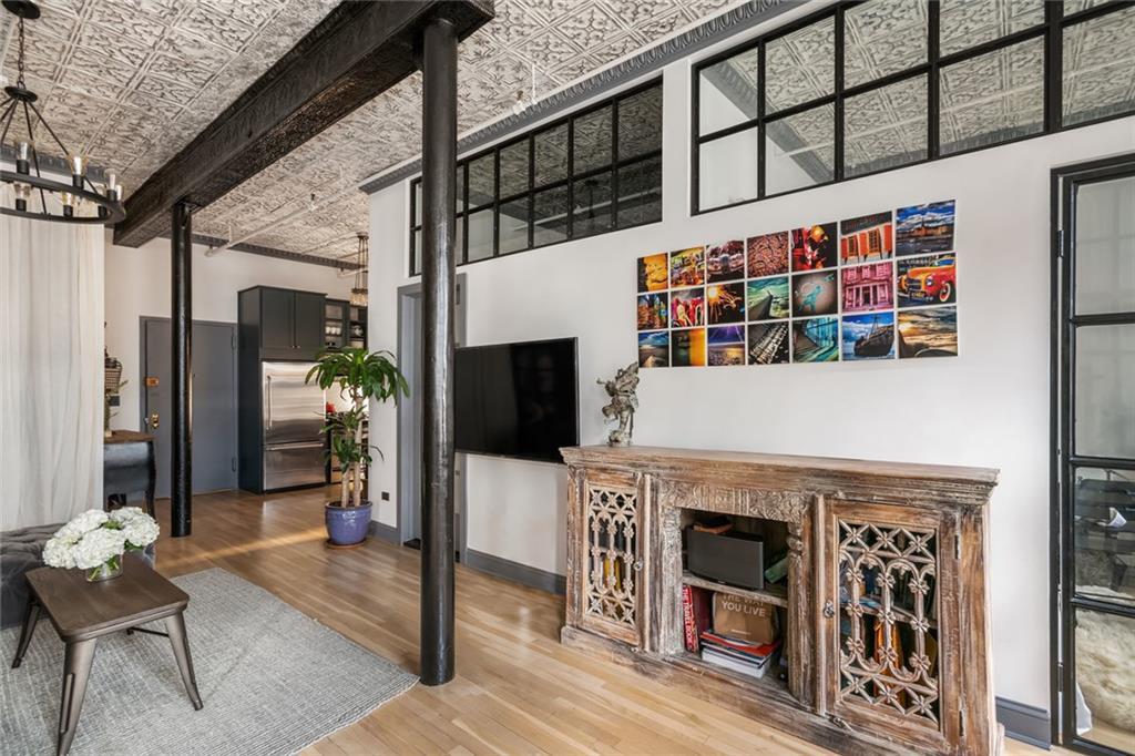 107 25th Street - Photo 1