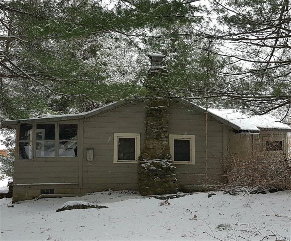918 White Pond Colony - Photo 1