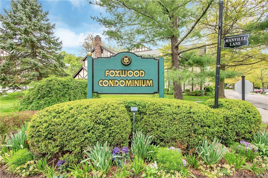 9 Foxwood Drive - Photo 1