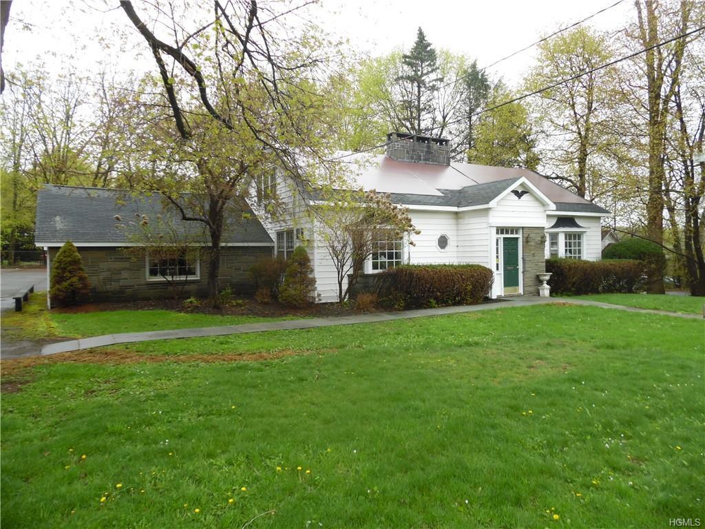 10 Hamilton Avenue - Photo 1