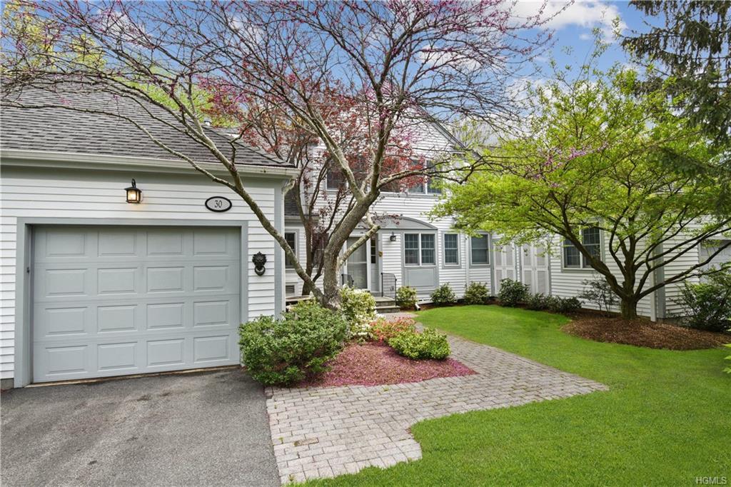 30 Brook Hills Circle - Photo 1