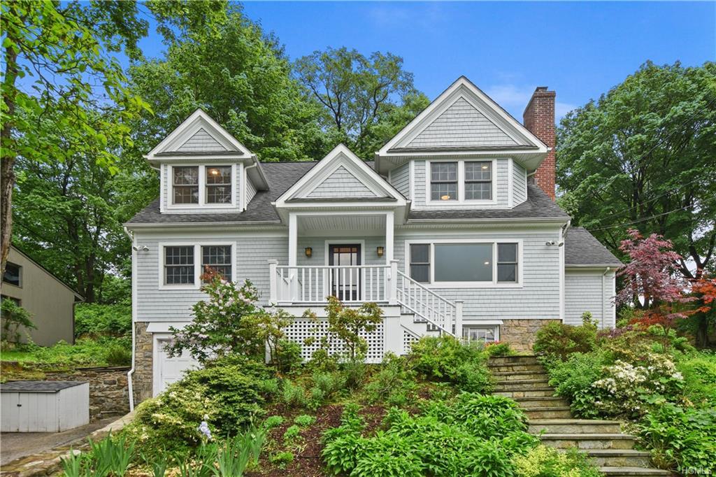 21 Crest Road - Photo 1