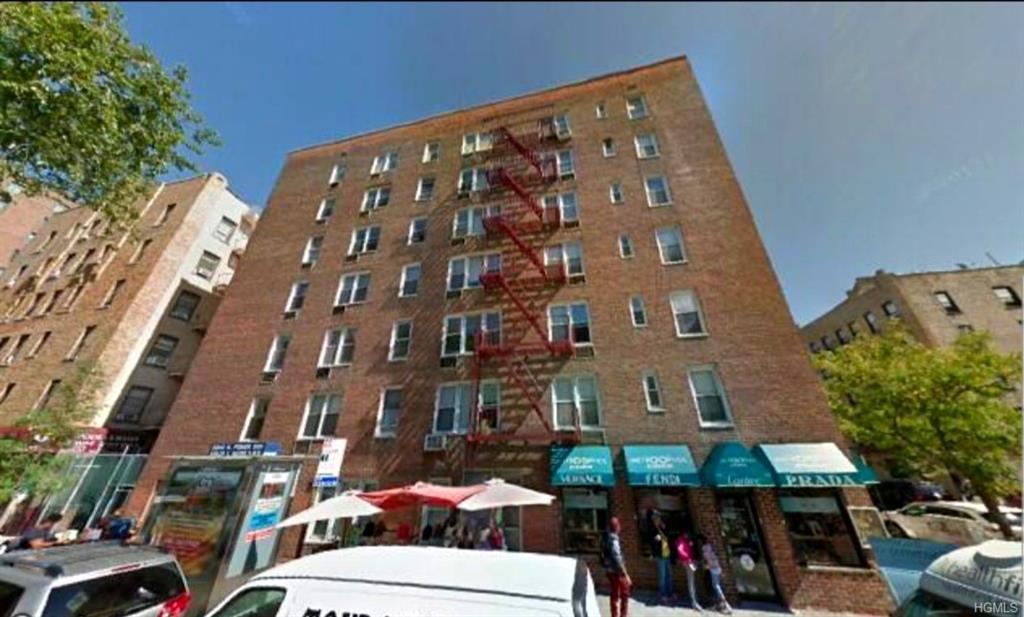 1332 Metropolitan Avenue - Photo 1