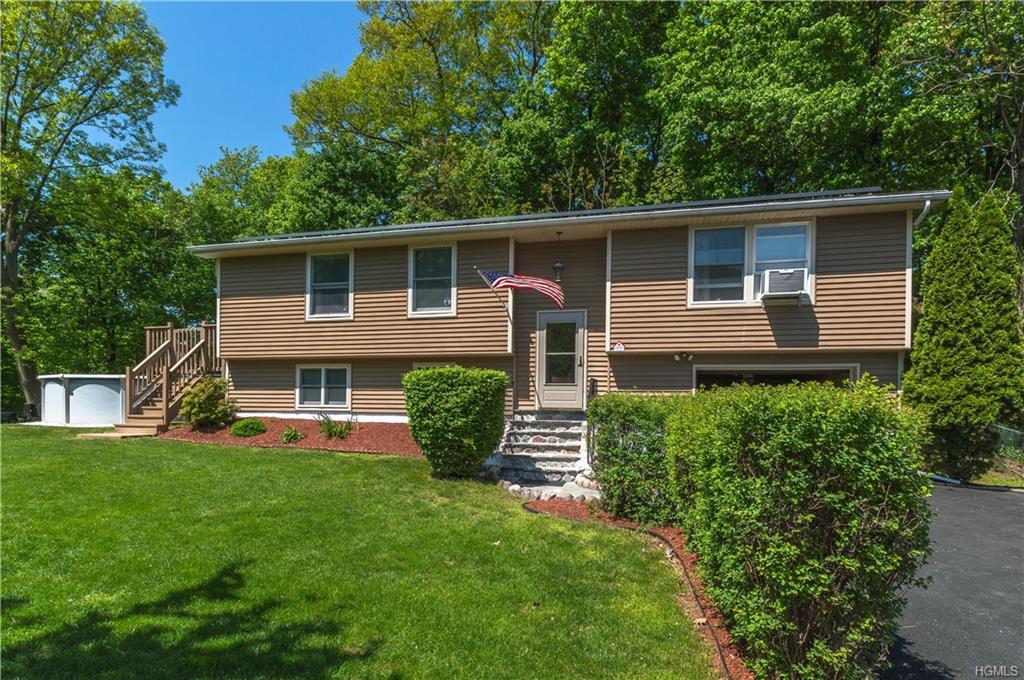 7 Tracey Drive - Photo 1