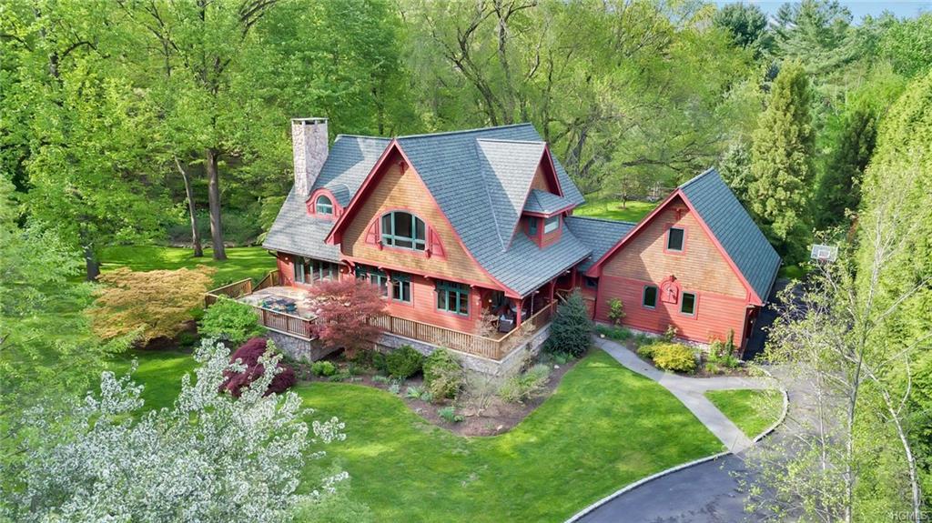 56 Willard Avenue - Photo 1