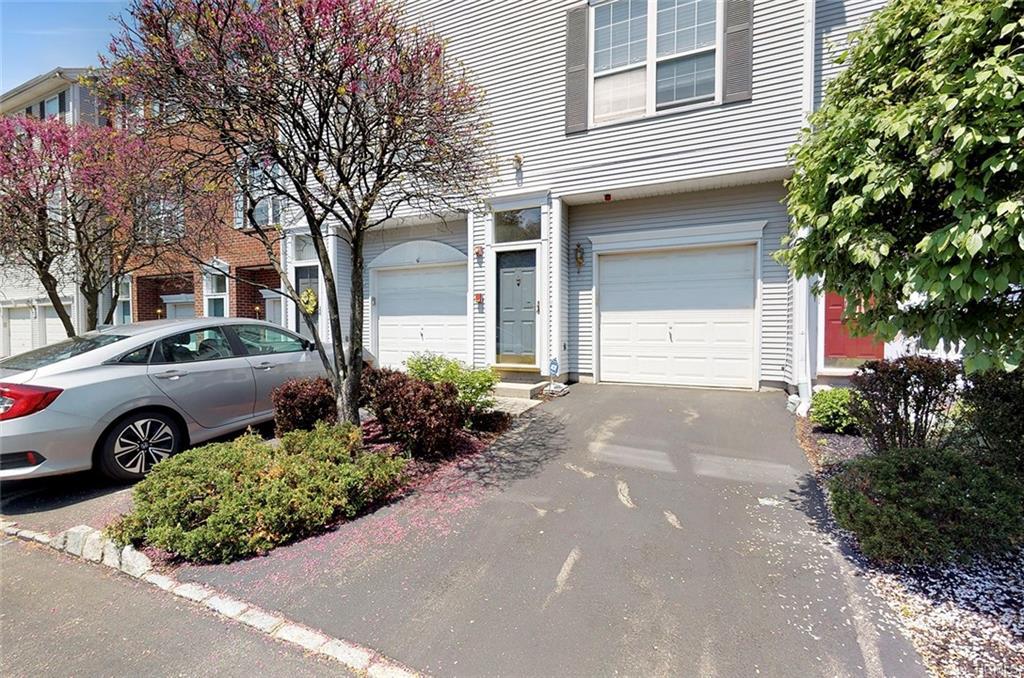 81 Meadow Lane - Photo 1