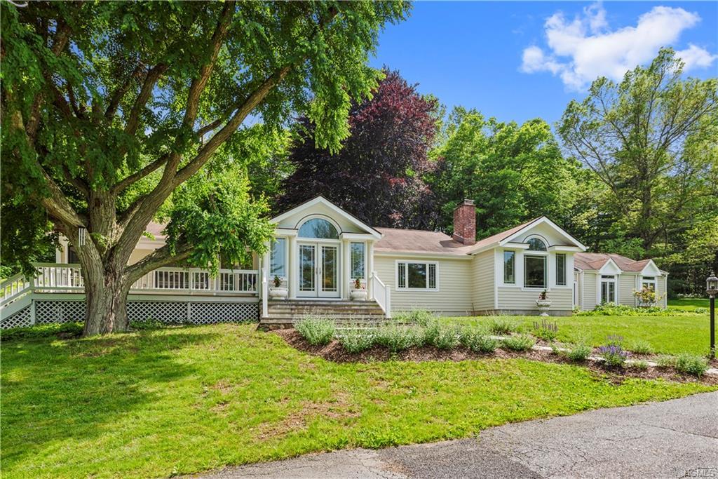 511 Long Ridge Road - Photo 1