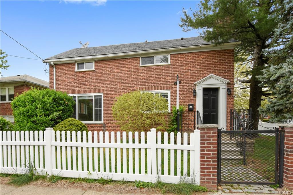 6001 Liebig Avenue - Photo 1