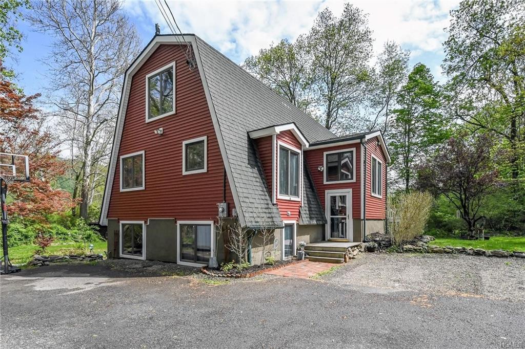 609 Shenandoah Road - Photo 1