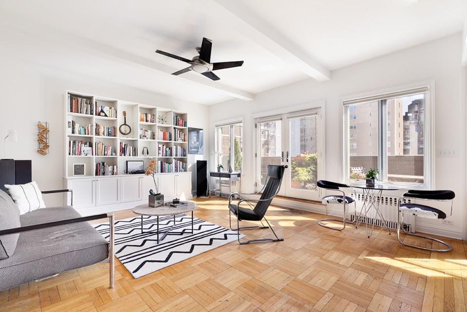 11 69th Street - Photo 1