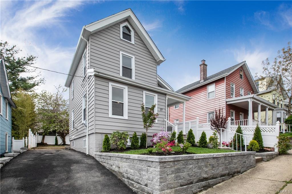 37 Lydecker Street - Photo 1