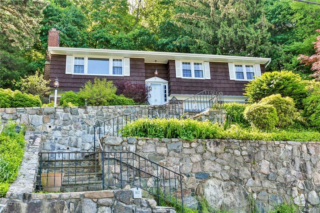 812 Warren Avenue - Photo 1