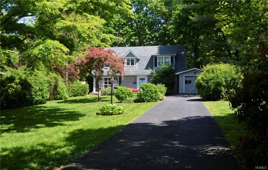 1453 Roosevelt Place - Photo 1