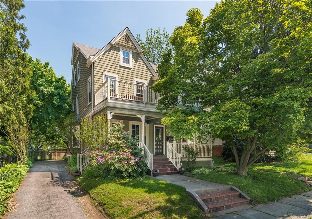 1120 Elm Street - Photo 1