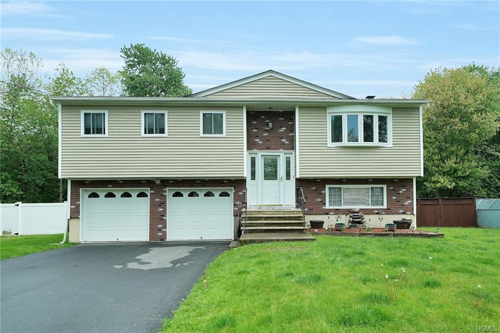 25 Dorothy Drive - Photo 1