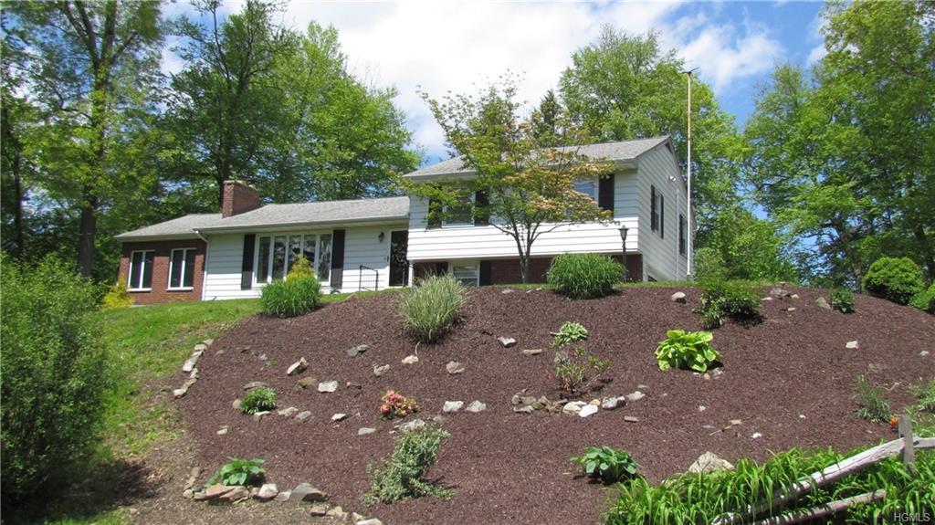 41 Lincoln Drive - Photo 1