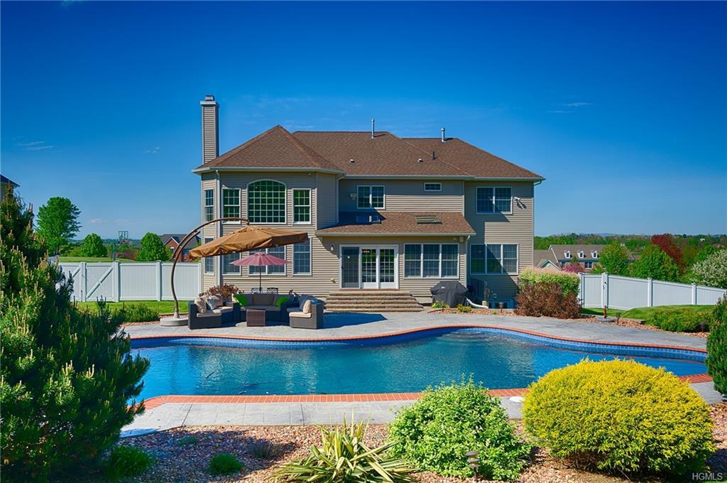 66 Logans Way - Photo 1