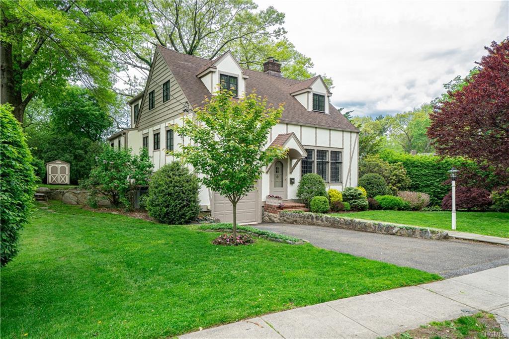 207 Mulberry Lane - Photo 1