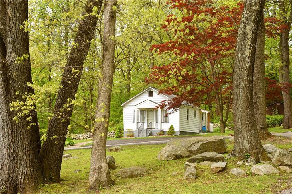13 Brandeis Avenue - Photo 1