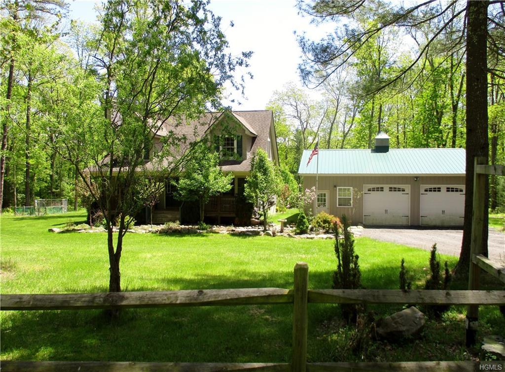 41 Hawk Ridge Court - Photo 1