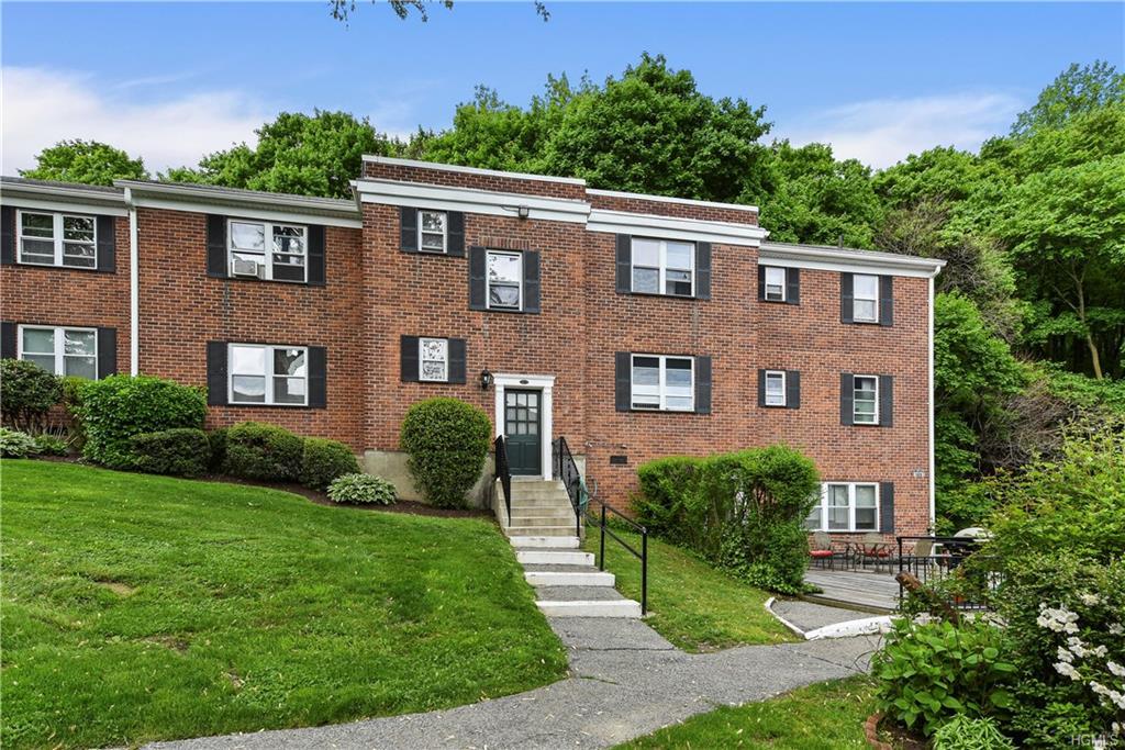 125-3 S Highland Avenue - Photo 1