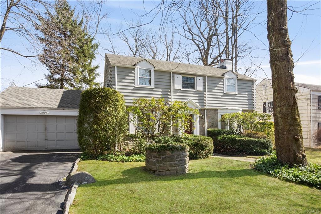18 Montgomery Road - Photo 1