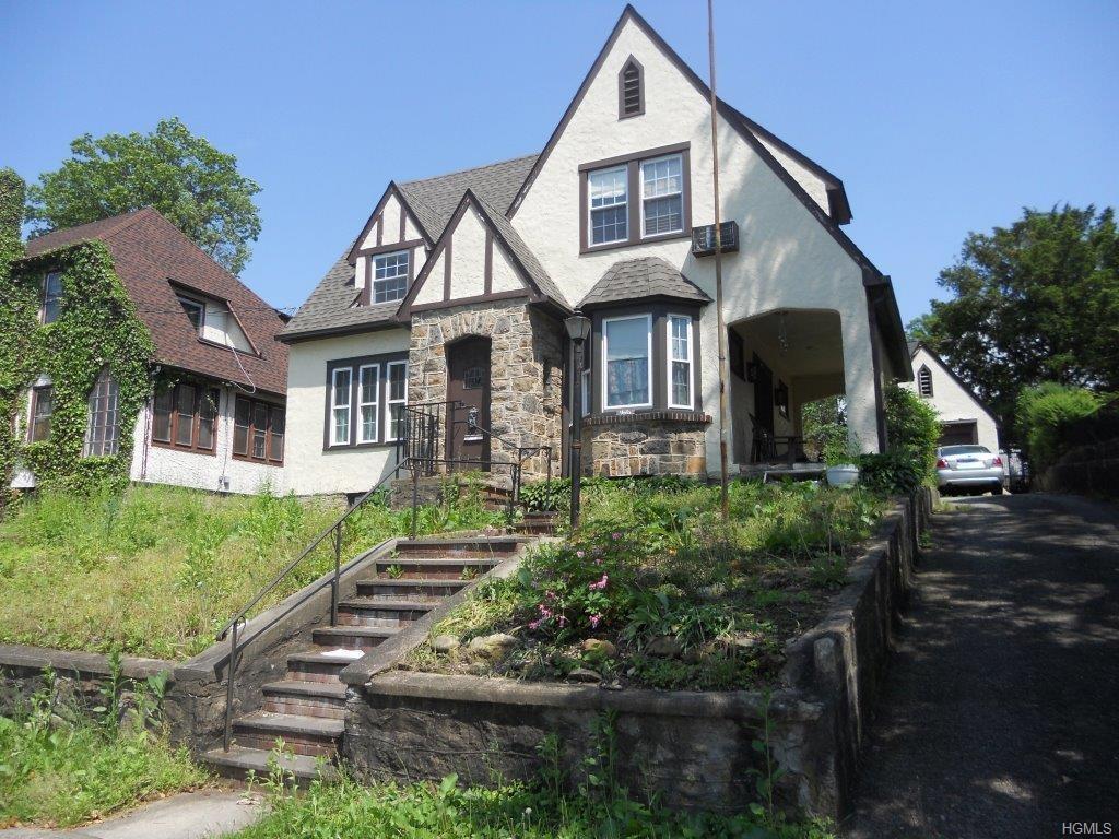 166 Devoe Avenue - Photo 1